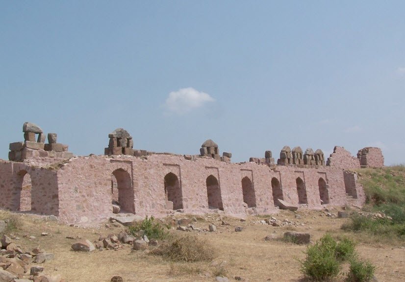 Qila Rai Pithora or Lal Kot, Delhi, India
